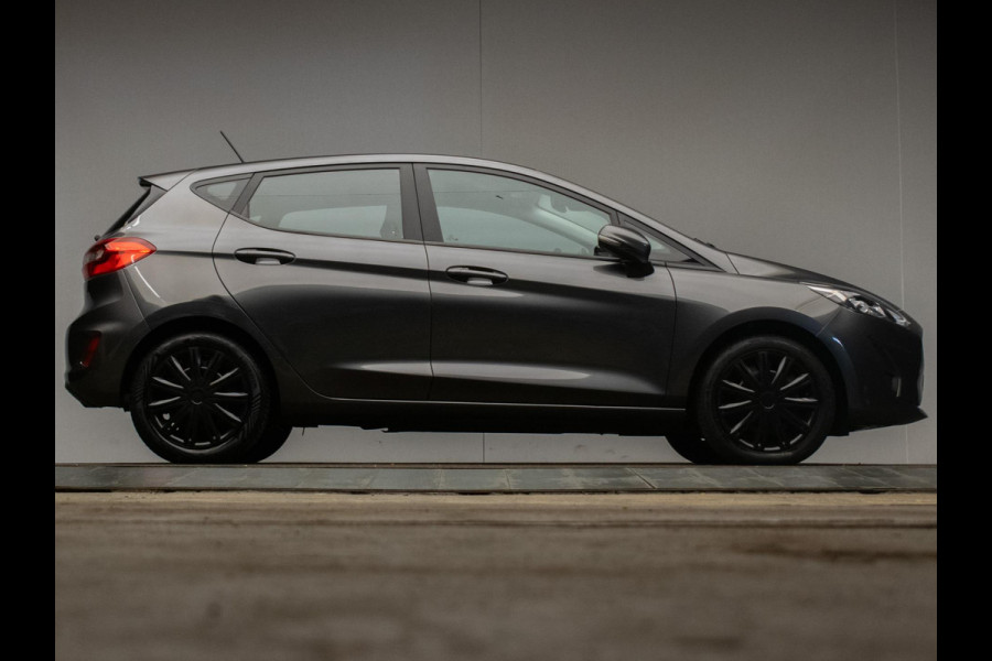 Ford Fiesta 1.1 Sport (APPLE CARPLAY,NAVI,LED,PDC,LANE ASSIST,DAB,BLUETOOTH,SPORTSTOELEN,LM VELGEN,NIEUWE APK,NETTE STAAT)