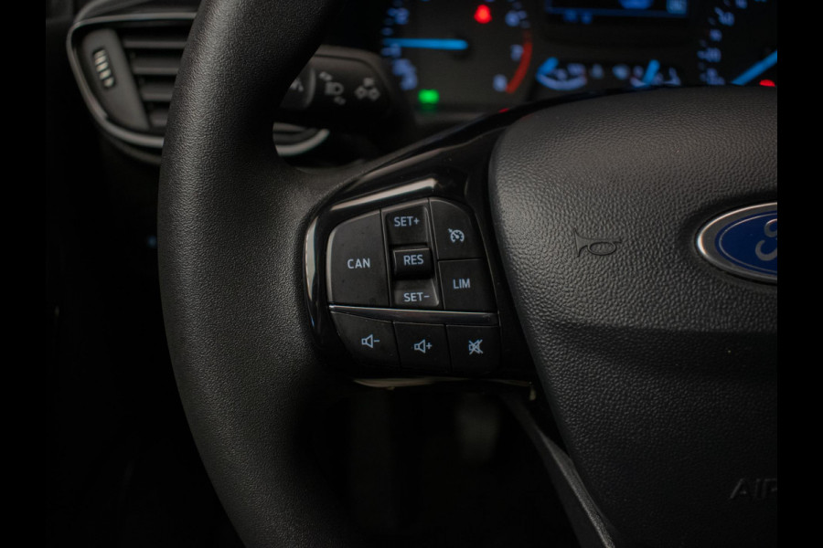 Ford Fiesta 1.1 Sport (APPLE CARPLAY,NAVI,LED,PDC,LANE ASSIST,DAB,BLUETOOTH,SPORTSTOELEN,LM VELGEN,NIEUWE APK,NETTE STAAT)