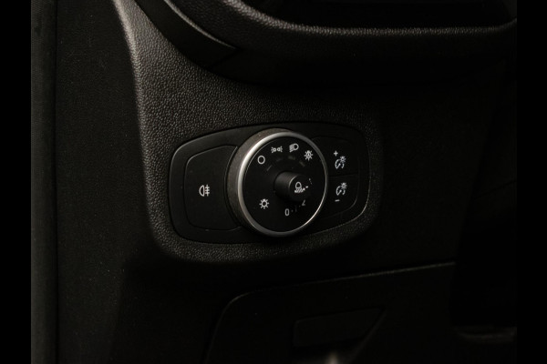 Ford Fiesta 1.1 Sport (APPLE CARPLAY,NAVI,LED,PDC,LANE ASSIST,DAB,BLUETOOTH,SPORTSTOELEN,LM VELGEN,NIEUWE APK,NETTE STAAT)