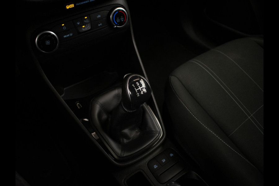 Ford Fiesta 1.1 Sport (APPLE CARPLAY,NAVI,LED,PDC,LANE ASSIST,DAB,BLUETOOTH,SPORTSTOELEN,LM VELGEN,NIEUWE APK,NETTE STAAT)