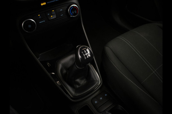 Ford Fiesta 1.1 Sport (APPLE CARPLAY,NAVI,LED,PDC,LANE ASSIST,DAB,BLUETOOTH,SPORTSTOELEN,LM VELGEN,NIEUWE APK,NETTE STAAT)