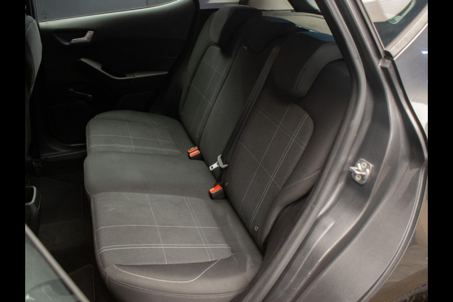 Ford Fiesta 1.1 Sport (APPLE CARPLAY,NAVI,LED,PDC,LANE ASSIST,DAB,BLUETOOTH,SPORTSTOELEN,LM VELGEN,NIEUWE APK,NETTE STAAT)