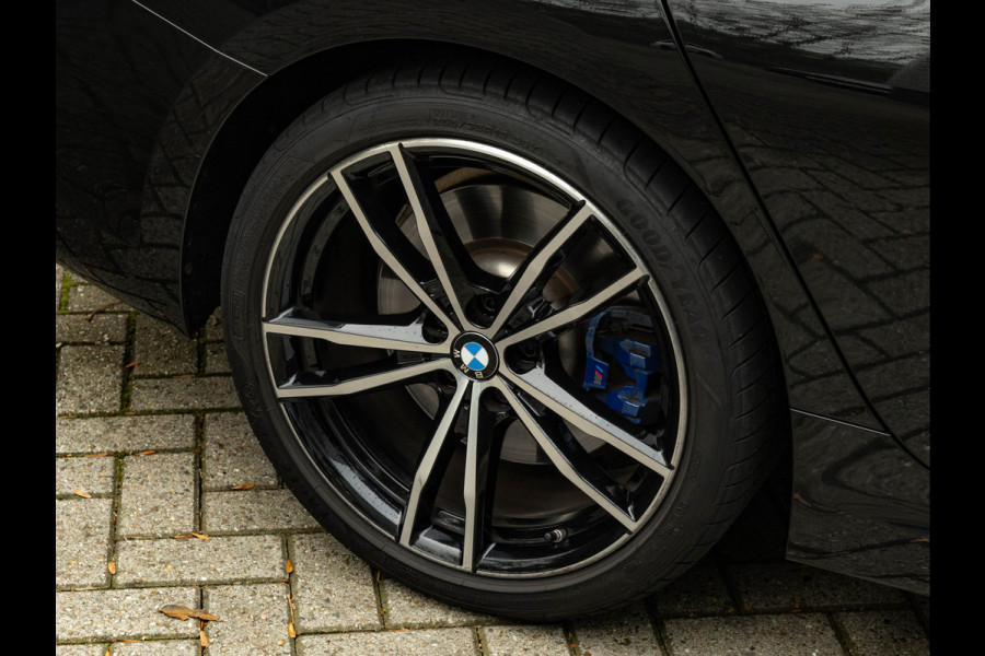 BMW 3-serie M340i xDrive - Memoryzetel - Head-Up - Driving Assistent - Hifi