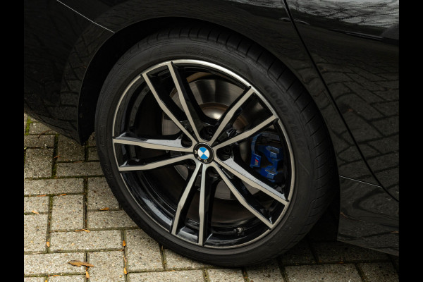 BMW 3-serie M340i xDrive - Memoryzetel - Head-Up - Driving Assistent - Hifi