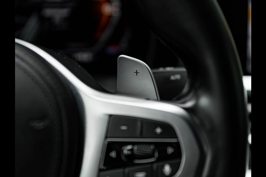 BMW 3-serie M340i xDrive - Memoryzetel - Head-Up - Driving Assistent - Hifi