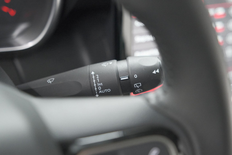Citroën C3 Aircross PureTech 130 EAT6 Max | Allseason Banden | Parkeersensoren | Navigatie | Apple Carplay