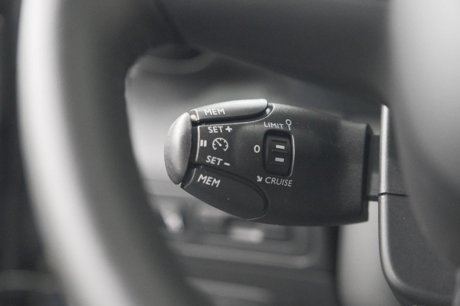 Citroën C3 Aircross PureTech 130 EAT6 Max | Allseason Banden | Parkeersensoren | Navigatie | Apple Carplay