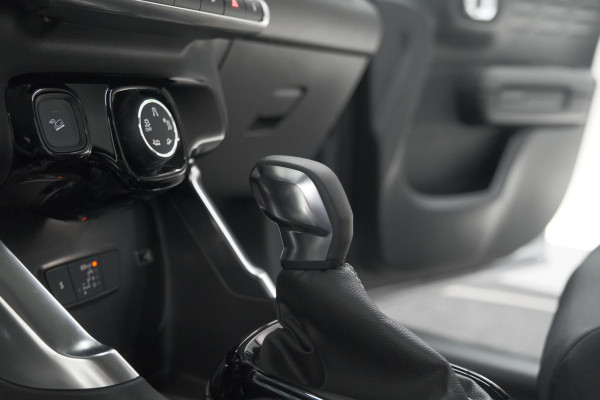 Citroën C3 Aircross PureTech 130 EAT6 Max | Allseason Banden | Parkeersensoren | Navigatie | Apple Carplay