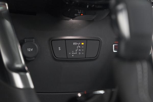 Citroën C3 Aircross PureTech 130 EAT6 Max | Allseason Banden | Parkeersensoren | Navigatie | Apple Carplay