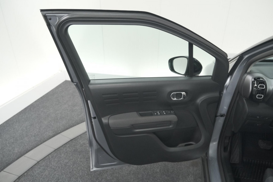 Citroën C3 Aircross PureTech 130 EAT6 Max | Allseason Banden | Parkeersensoren | Navigatie | Apple Carplay