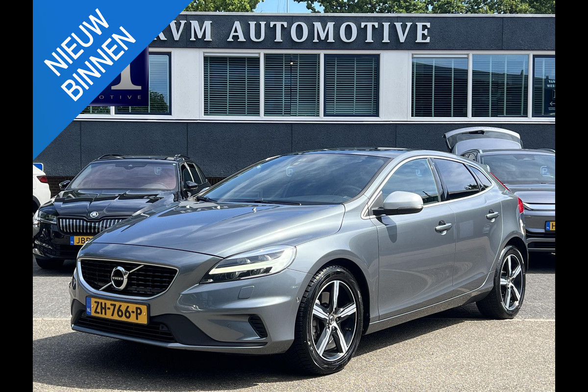 Volvo V40 1.5 T3 Polar+ Sport R DESIGN RIJKLARPRIJS INCL. 12MND BOVAG. Volvo V40 1.5 T3 Polar+ Sport R DESIGN RIJKLARPRIJS INCL. 12MND BOVAG.