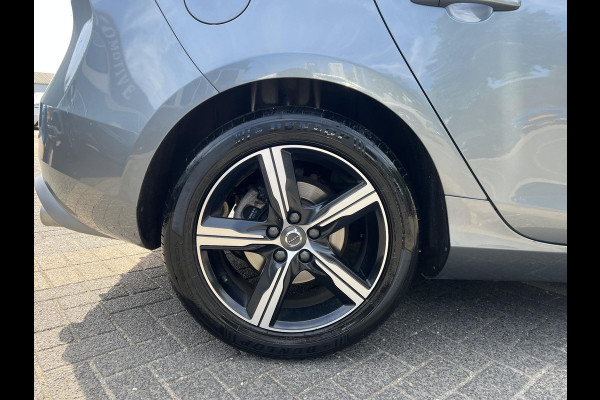 Volvo V40 1.5 T3 Polar+ Sport R DESIGN RIJKLARPRIJS INCL. 12MND BOVAG.