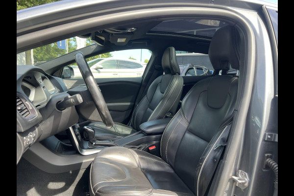 Volvo V40 1.5 T3 Polar+ Sport R DESIGN RIJKLARPRIJS INCL. 12MND BOVAG.