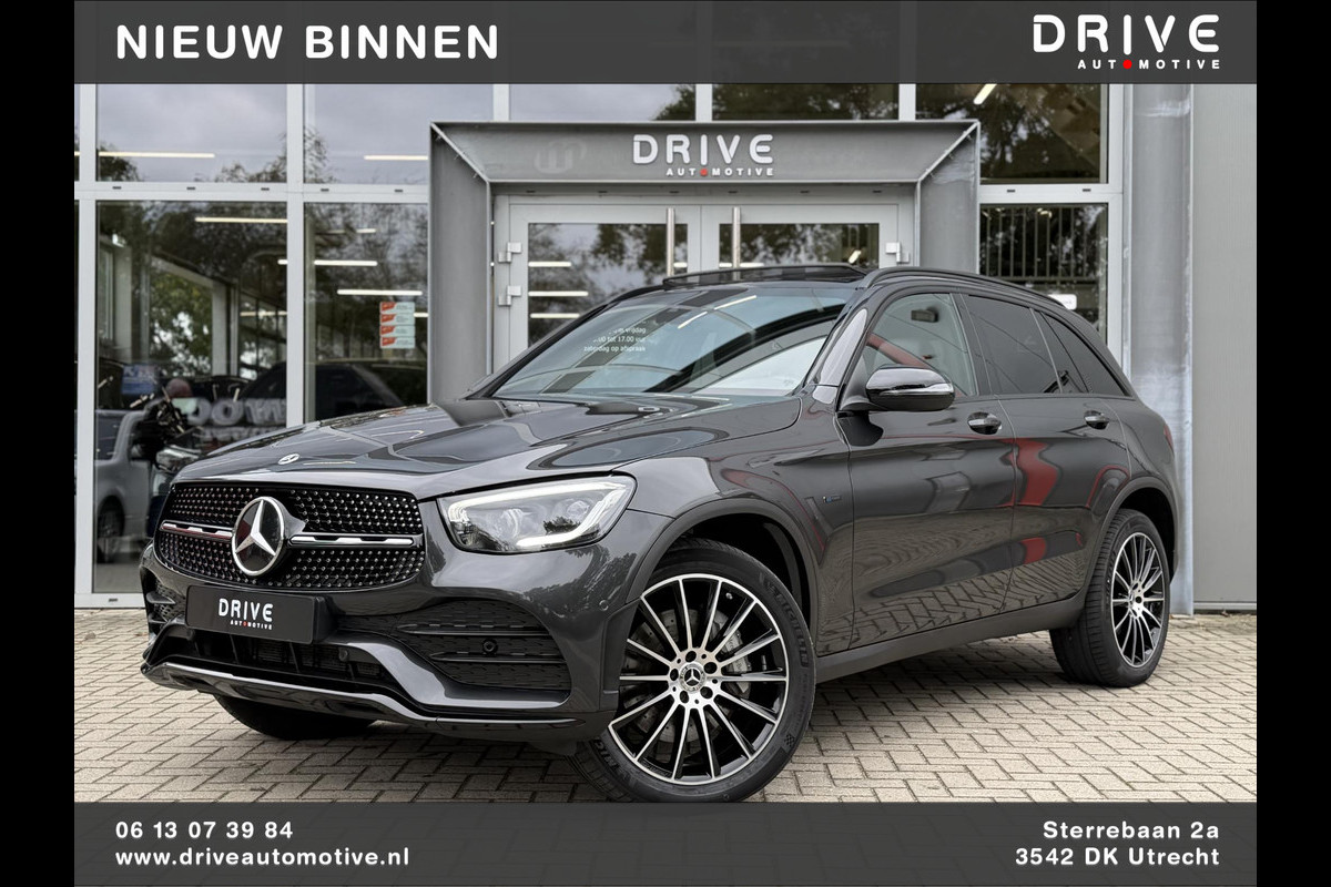 Mercedes-Benz GLC 300e 4MATIC Bus Sol. AMG Night|SOH94%|Pano|Ad.Cruise|Burmester|Carplay|Trekhaak Mercedes-Benz GLC 300e 4MATIC Bus Sol. AMG Night|SOH94%|Pano|Ad.Cruise|Burmester|Carplay|Trekhaak