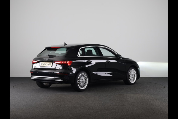 Audi A3 Sportback 30 TFSI Advanced edition 110pk S-Tronic | Navigatie | Parkeersensoren voor en achter |