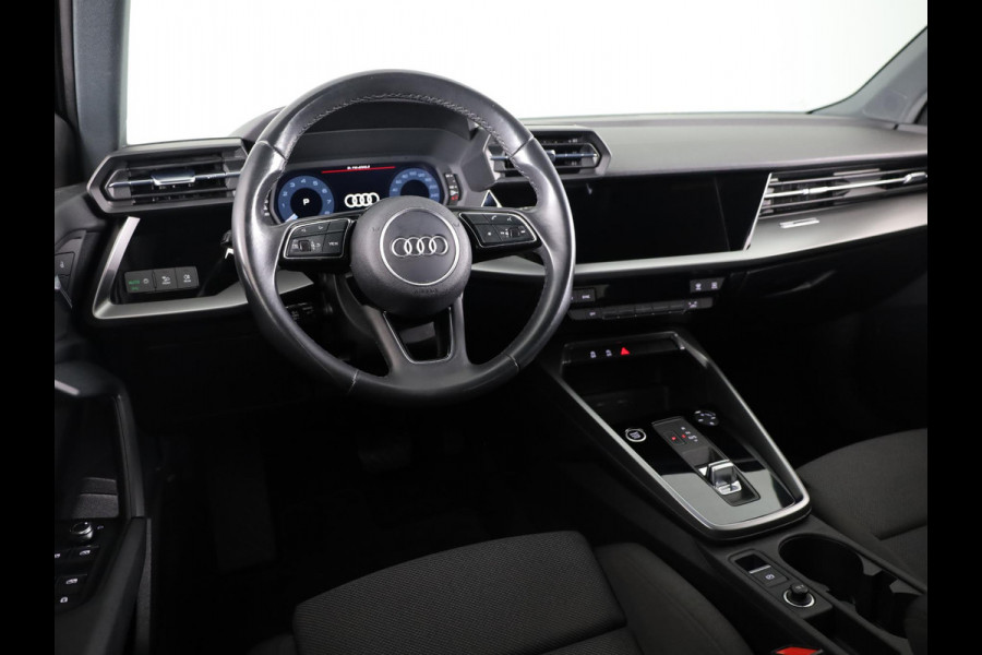Audi A3 Sportback 30 TFSI Advanced edition 110pk S-Tronic | Navigatie | Parkeersensoren voor en achter |