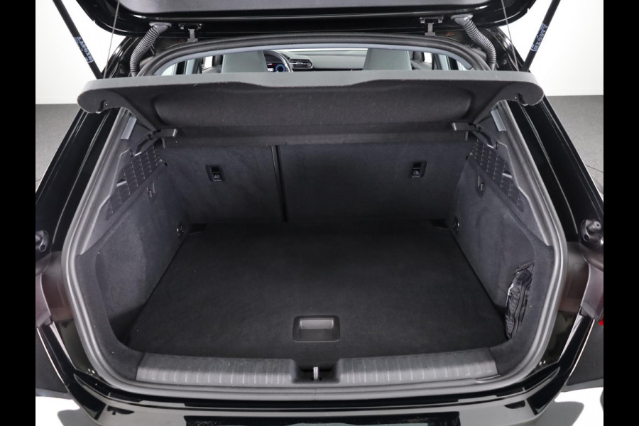 Audi A3 Sportback 30 TFSI Advanced edition 110pk S-Tronic | Navigatie | Parkeersensoren voor en achter |