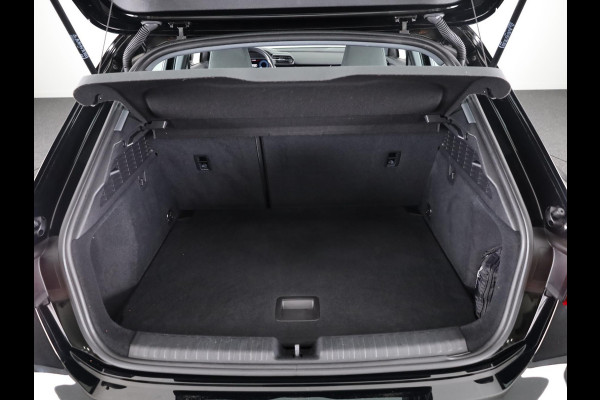 Audi A3 Sportback 30 TFSI Advanced edition 110pk S-Tronic | Navigatie | Parkeersensoren voor en achter |