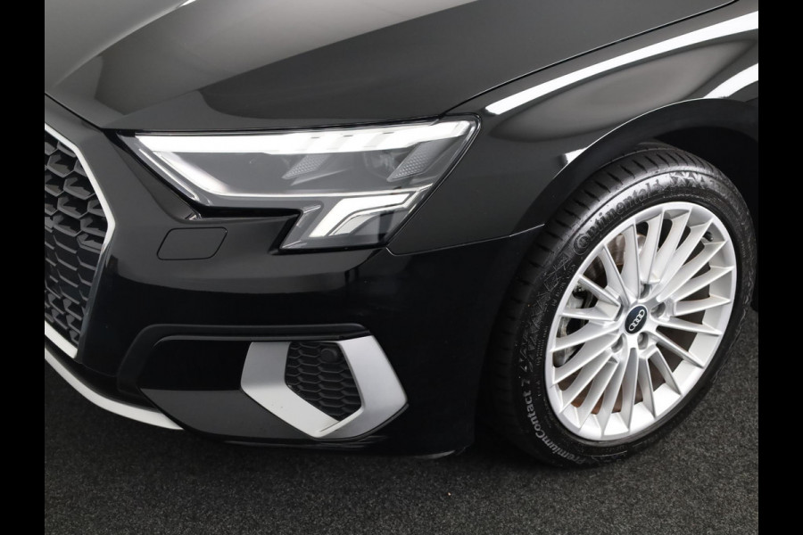 Audi A3 Sportback 30 TFSI Advanced edition 110pk S-Tronic | Navigatie | Parkeersensoren voor en achter |