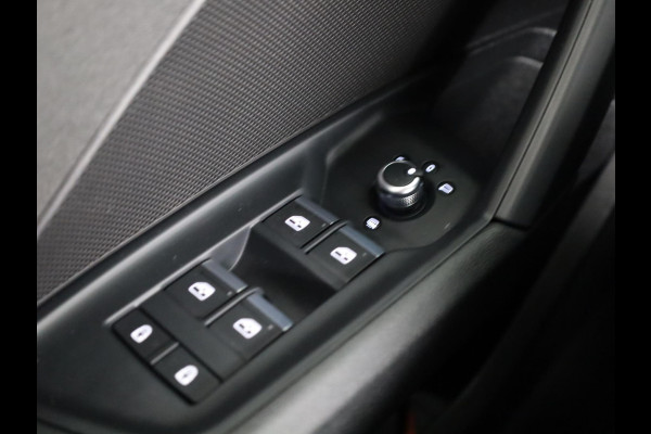 Audi A3 Sportback 30 TFSI Advanced edition 110pk S-Tronic | Navigatie | Parkeersensoren voor en achter |