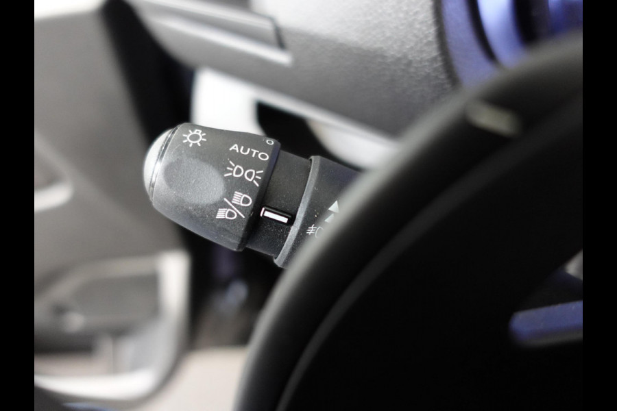 Peugeot Expert 180pk Long L3H1 Premium Dubbele Cabine Automaat Navigatie Trekhaak Climate control parkeersensoren