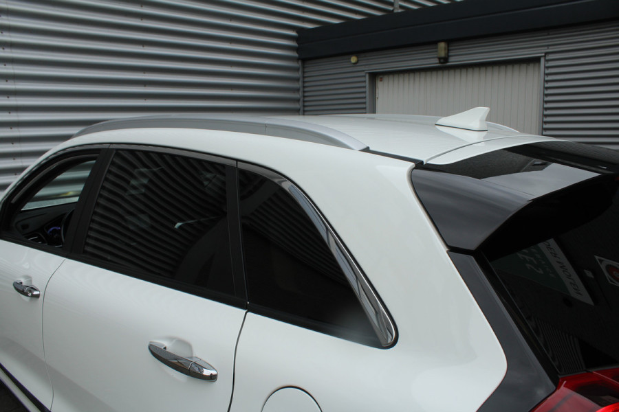 Kia Niro 1.6 GDi Hybrid 141pk DynamicPlusLine DCT6 NL-Auto NAP Clima Cruise Navi Camera Carplay 16"LMV Leder Afn. Trekhaak 1300kg Kia Niro 1.6 GDi Hybrid 141pk DynamicPlusLine DCT6 NL-Auto NAP Clima Cruise Navi Camera Carplay 16"LMV Leder Afn. Trekhaak 1300kg