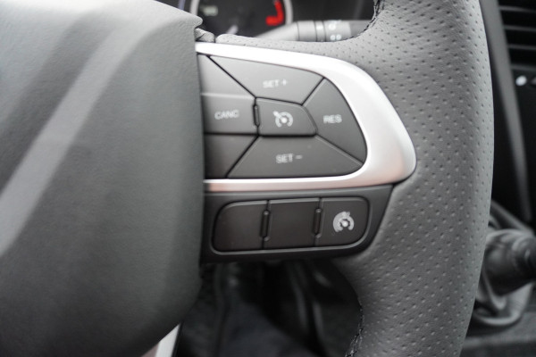 Iveco Daily 35C18HV 3.0 180PK 410L H2 Automaat Betimmering laadruimte nr. v129 | Dubbel lucht | Airco | Navi | Camera | Trekhaak 3500kg