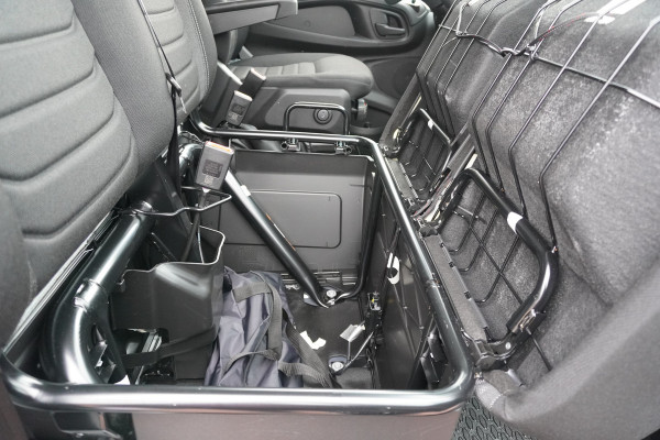 Iveco Daily 35C18HV 3.0 180PK 410L H2 Automaat Betimmering laadruimte nr. v129 | Dubbel lucht | Airco | Navi | Camera | Trekhaak 3500kg