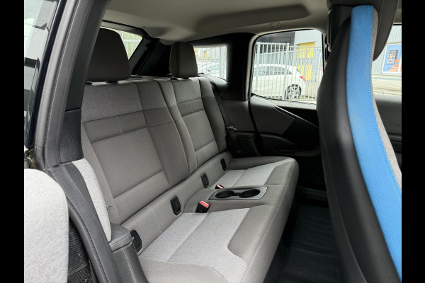 BMW i3 Basis iPerformance 94Ah 33 kWh | Navi | BMW-Led | 19 Inch |