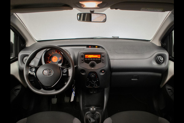 Toyota Aygo 1.0 VVT-i x-fun Sport (AIRCO,BLUETOOTH,CRUISE,LED,SPORTSTOELEN,NIEUWE APK,NETTE STAAT)