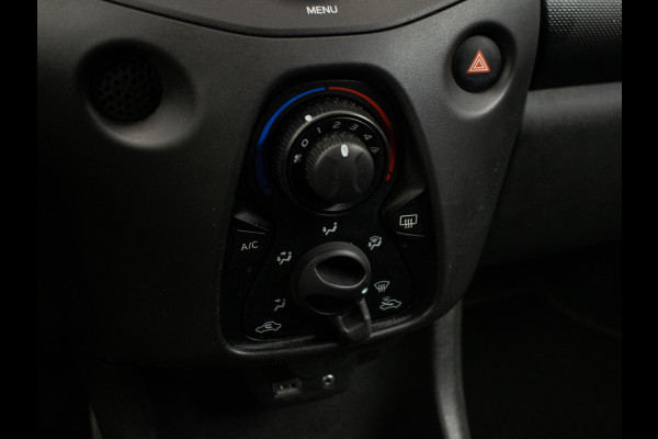 Toyota Aygo 1.0 VVT-i x-fun Sport (AIRCO,BLUETOOTH,CRUISE,LED,SPORTSTOELEN,NIEUWE APK,NETTE STAAT)