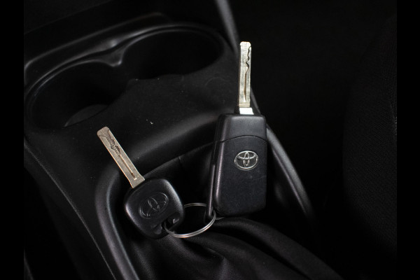 Toyota Aygo 1.0 VVT-i x-fun Sport (AIRCO,BLUETOOTH,CRUISE,LED,SPORTSTOELEN,NIEUWE APK,NETTE STAAT)