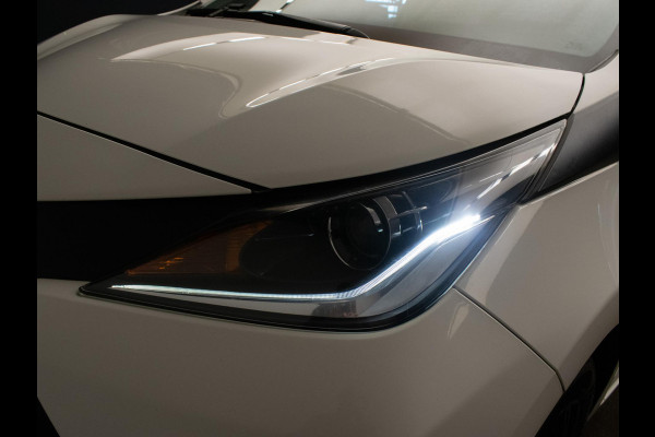 Toyota Aygo 1.0 VVT-i x-fun Sport (AIRCO,BLUETOOTH,CRUISE,LED,SPORTSTOELEN,NIEUWE APK,NETTE STAAT)