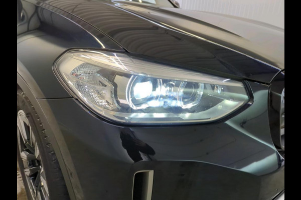 BMW iX3 Executive 80 kWh | Trekhaak | Panorama | Leder | Navi | Camera |