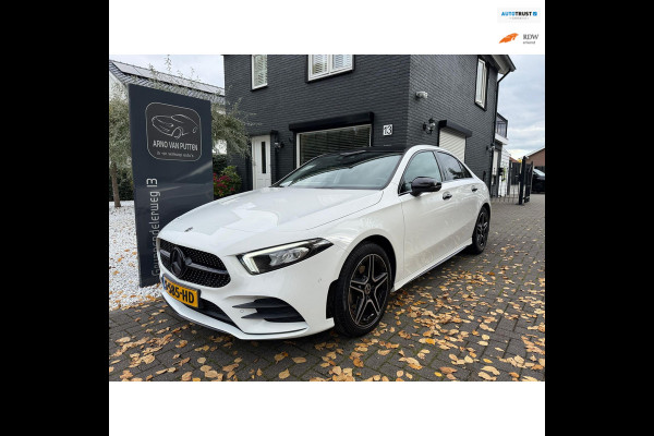 Mercedes-Benz A-Klasse 180 AMG Line - Pano - 360 Camera - Memory