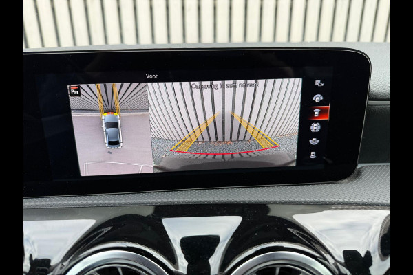 Mercedes-Benz A-Klasse 180 AMG Line - Pano - 360 Camera - Memory