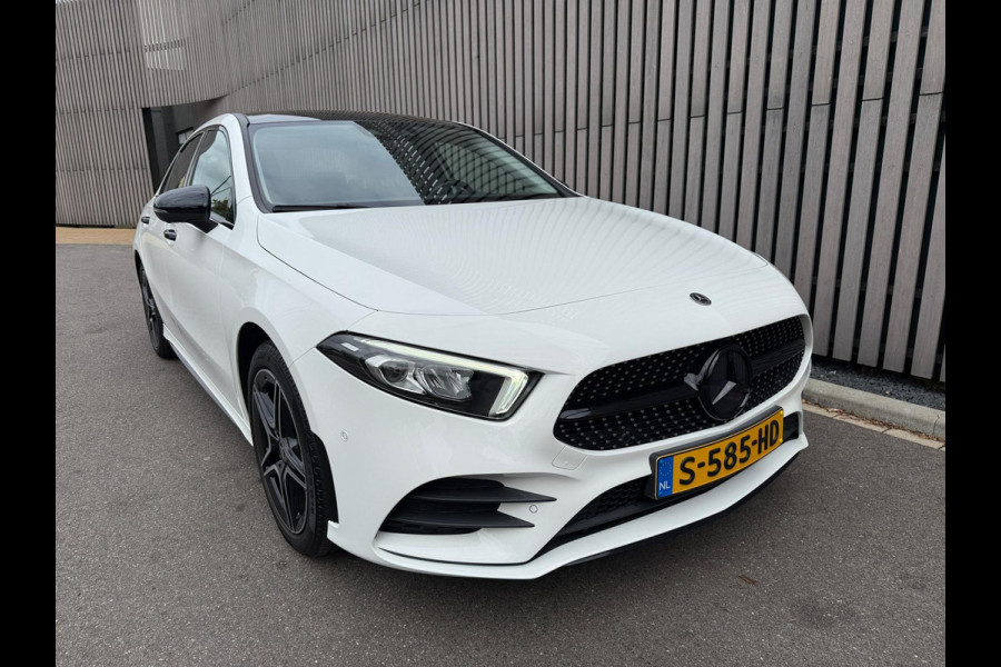 Mercedes-Benz A-Klasse 180 AMG Line - Pano - 360 Camera - Memory