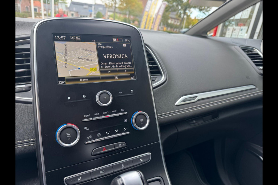 Renault Scénic TCe 140 EDC Intens Navi / Camera / P-sensoren / Full LED / Winterbandenset
