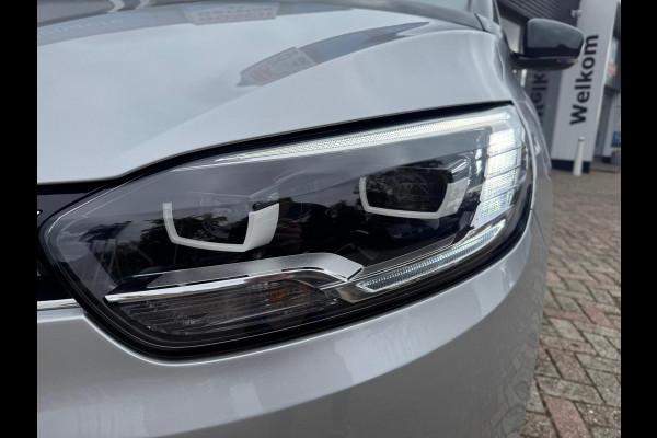 Renault Scénic TCe 140 EDC Intens Navi / Camera / P-sensoren / Full LED / Winterbandenset