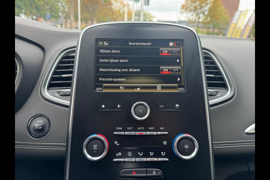 Renault Scénic TCe 140 EDC Intens Navi / Camera / P-sensoren / Full LED / Winterbandenset