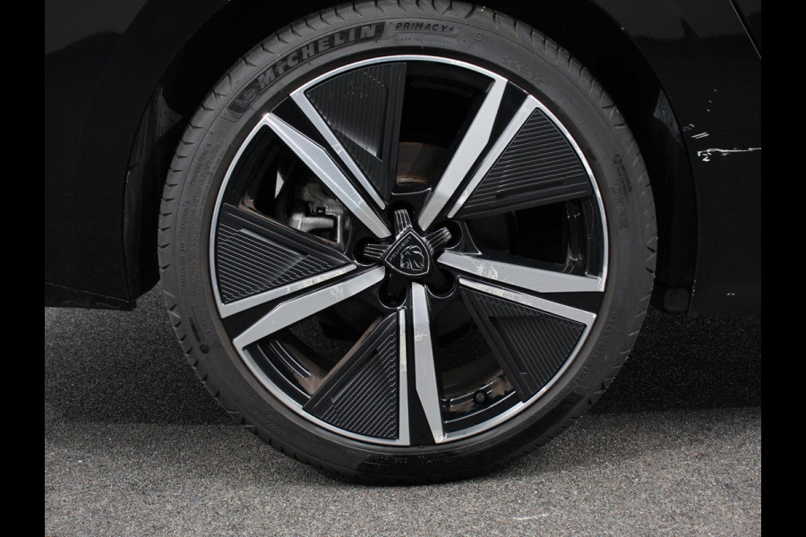 Peugeot 308 1.2 PureTech GT | DEMO ! | Climate control Adaptive cruise control Parkeersensoren Achteruitrijcamera Navigatie LED Apple Carplay/ Android Auto Peugeot 308 1.2 PureTech GT | DEMO ! | Climate control Adaptive cruise control Parkeersensoren Achteruitrijcamera Navigatie LED Apple Carplay/ Android Auto