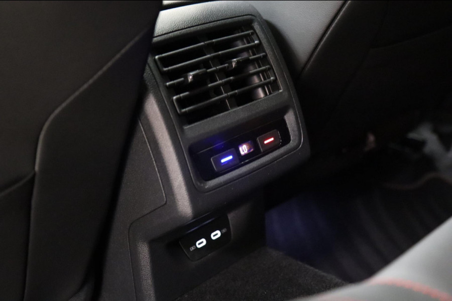 Volkswagen Golf 2.0 TSI GTI CLUBSPORT SPECIAL/PANO/H-K/IQ-LIGHT/VOL