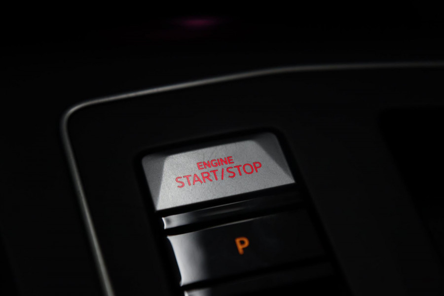 Volkswagen Golf 2.0 TSI GTI CLUBSPORT SPECIAL/PANO/H-K/IQ-LIGHT/VOL