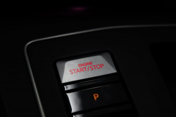 Volkswagen Golf 2.0 TSI GTI CLUBSPORT SPECIAL/PANO/H-K/IQ-LIGHT/VOL