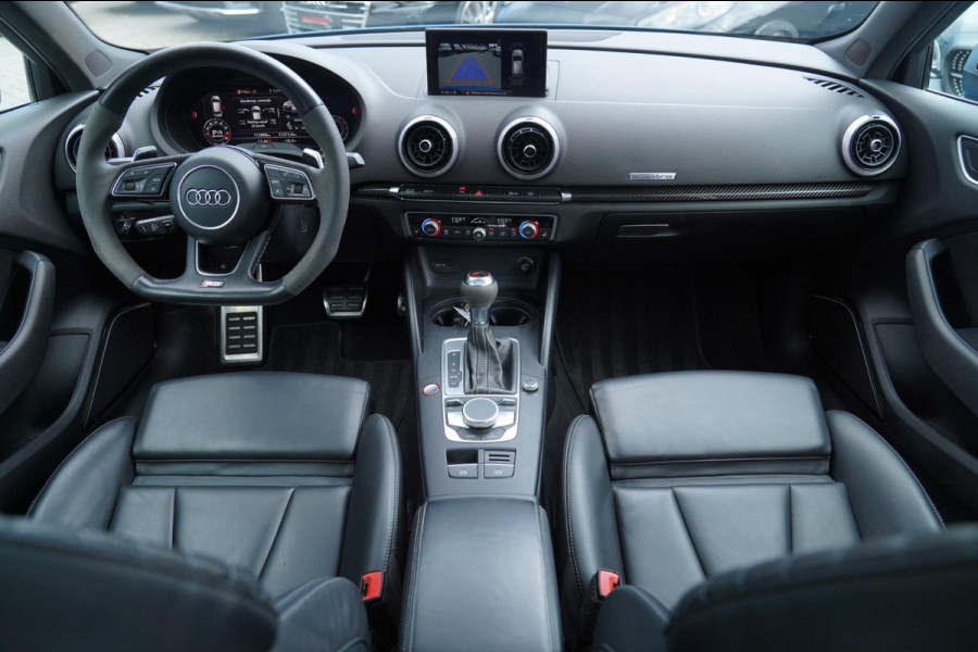 Audi RS3 Sportback 2.5 TFSI RS 3 Quattro | 400PK | Schuif/kanteldak | RS-zetels | Camera | Virtual Cockpit | SepangBlau |