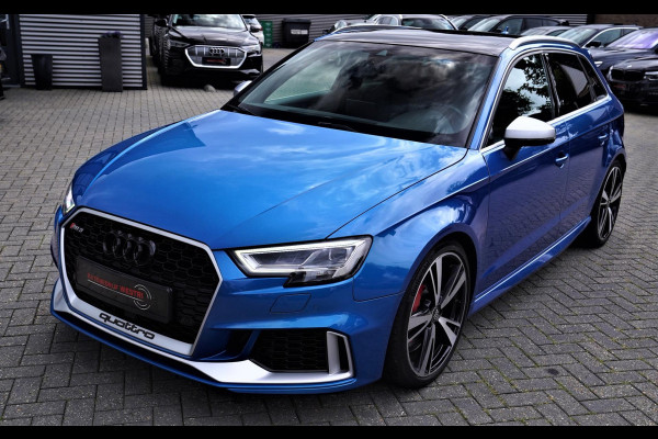 Audi RS3 Sportback 2.5 TFSI RS 3 Quattro | 400PK | Schuif/kanteldak | RS-zetels | Camera | Virtual Cockpit | SepangBlau |