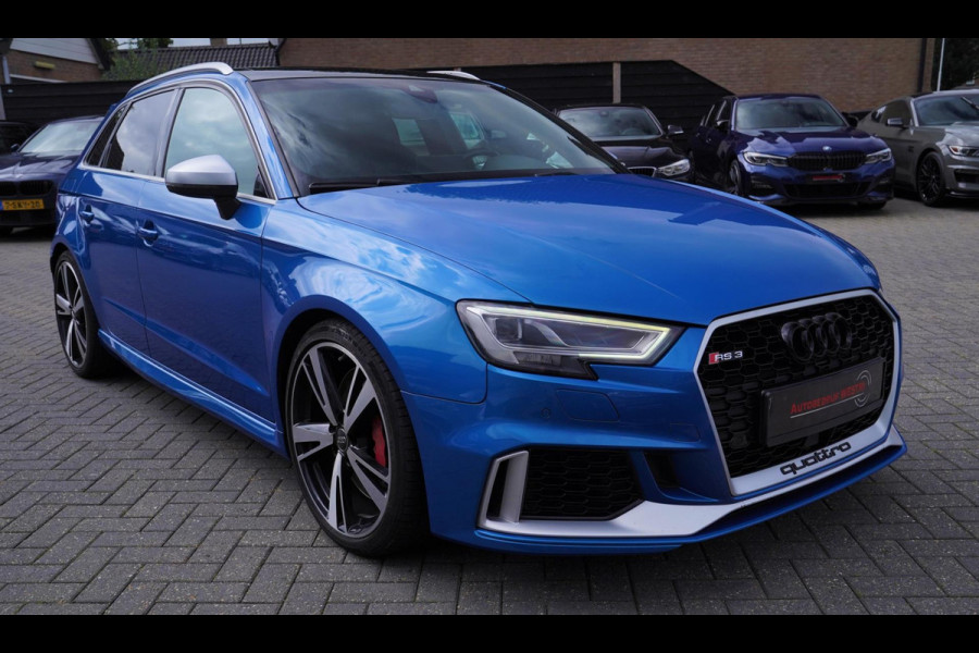 Audi RS3 Sportback 2.5 TFSI RS 3 Quattro | 400PK | Schuif/kanteldak | RS-zetels | Camera | Virtual Cockpit | SepangBlau |