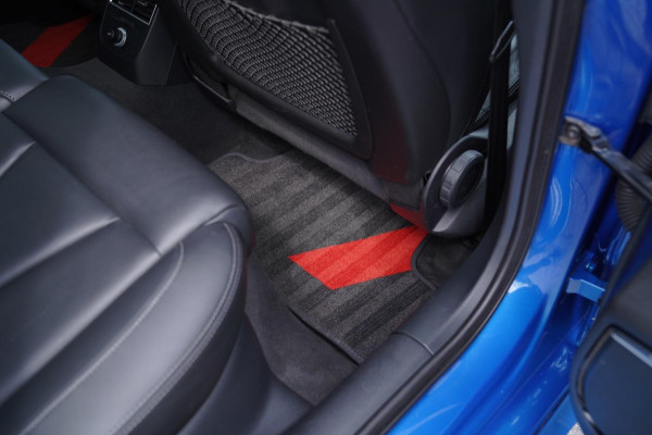 Audi RS3 Sportback 2.5 TFSI RS 3 Quattro | 400PK | Schuif/kanteldak | RS-zetels | Camera | Virtual Cockpit | SepangBlau |