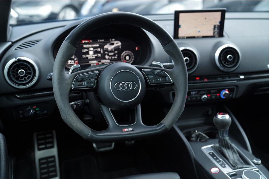 Audi RS3 Sportback 2.5 TFSI RS 3 Quattro | 400PK | Schuif/kanteldak | RS-zetels | Camera | Virtual Cockpit | SepangBlau |