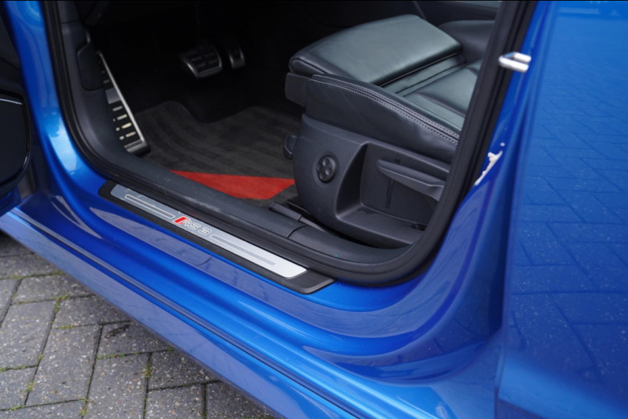 Audi RS3 Sportback 2.5 TFSI RS 3 Quattro | 400PK | Schuif/kanteldak | RS-zetels | Camera | Virtual Cockpit | SepangBlau |